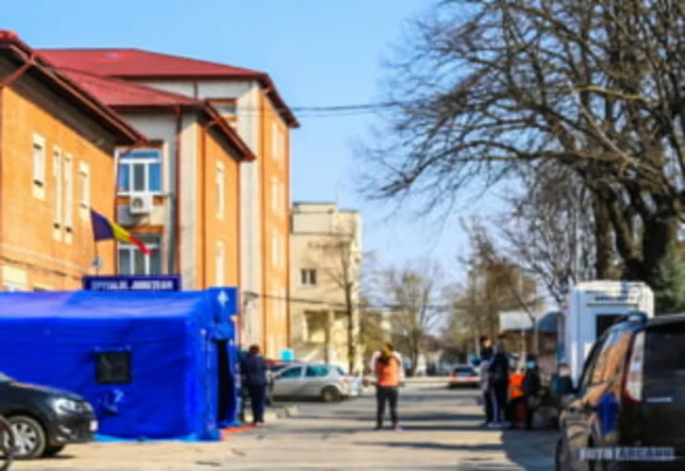 Un pacient de la Spitalul de Urgență Giurgiu a infectat alți 13 pacienți. Secția de cardiologie a fost închisă