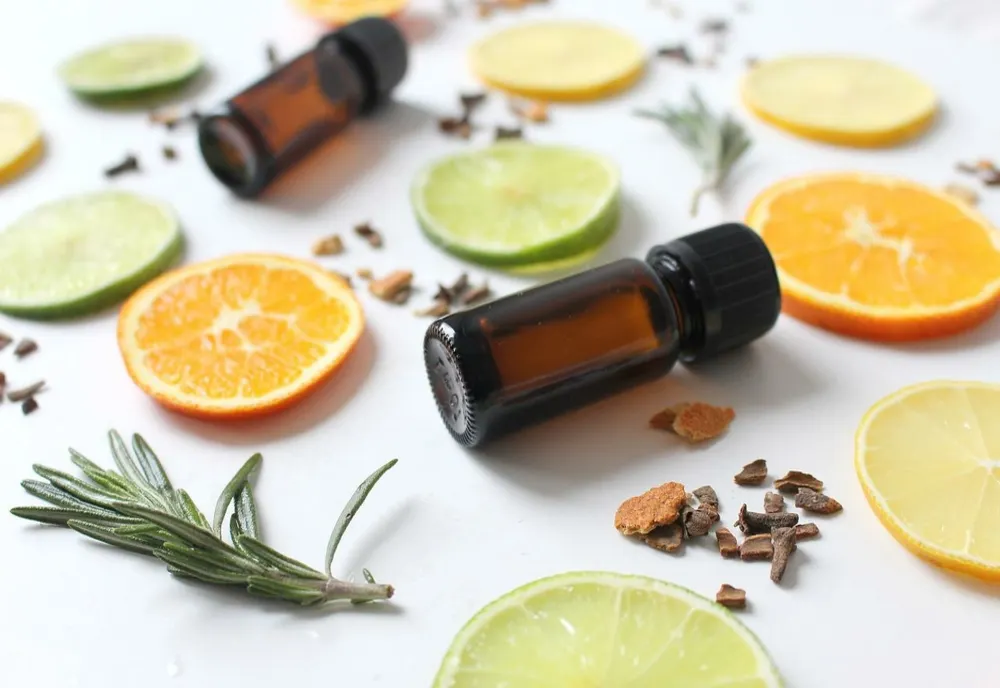 La ce să fii atent când îți cumperi produse cosmetice