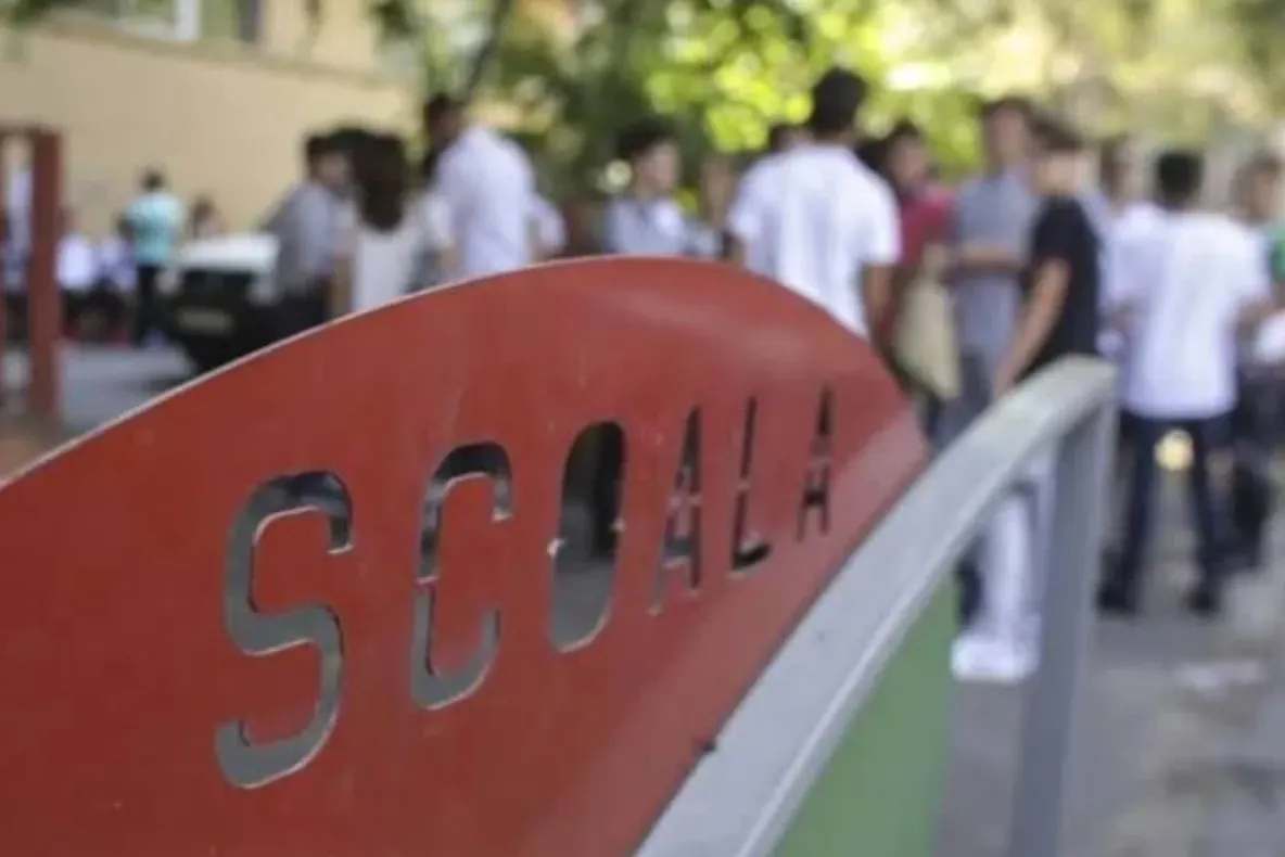 Focar de heptatita A la o școală din Iași. Cum se transmite și cum se tratează această infecție