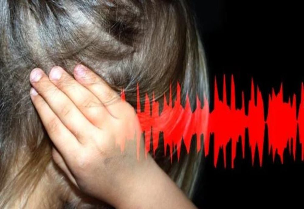 Auzul ar putea fi afectat pe termen lung în cazul infecției cu SARS-CoV-2