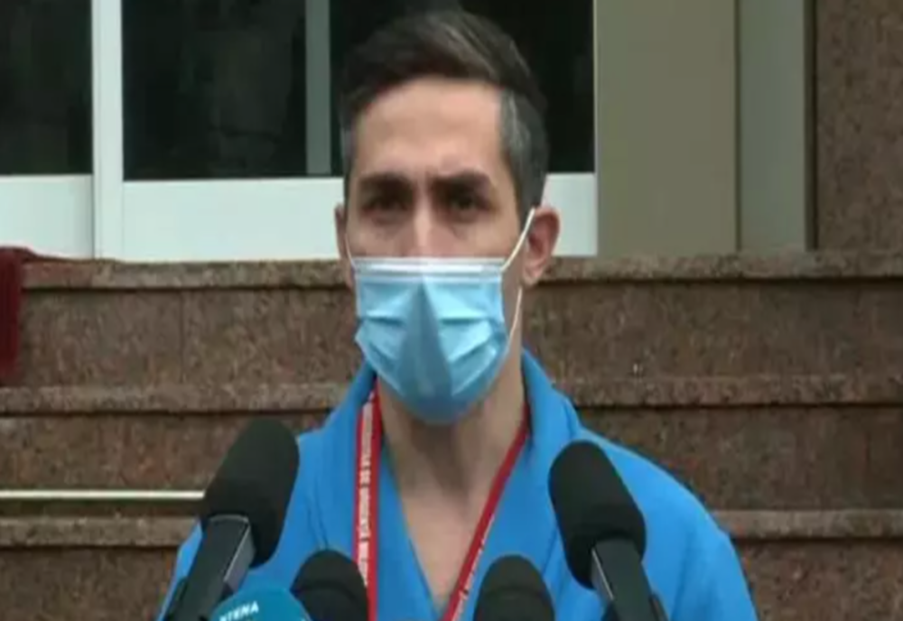 Coordonatorul campaniei de vaccinare, Dr. Valeriu Gheorghiță, s-a vaccinat împotriva COVID-19