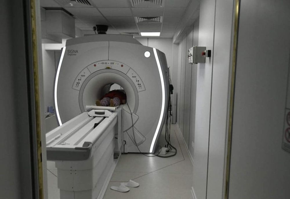 Craiova: Calvarul prin care trece un pacient pentru a se programa la CT sau RMN. Liste de aşteptare de aproape 4.000 de persoane