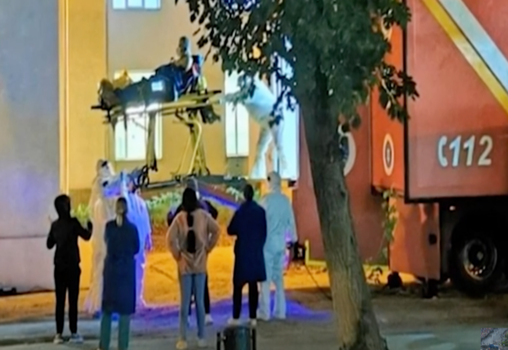 „Legile puterii”. Imagini HALUCINANTE cu bolnavi de COVID-19 LEGAȚI și mutați la înălțime, cu saloane goale în plină pandemie în timp ce se moare în tiruri de ATI - VIDEO