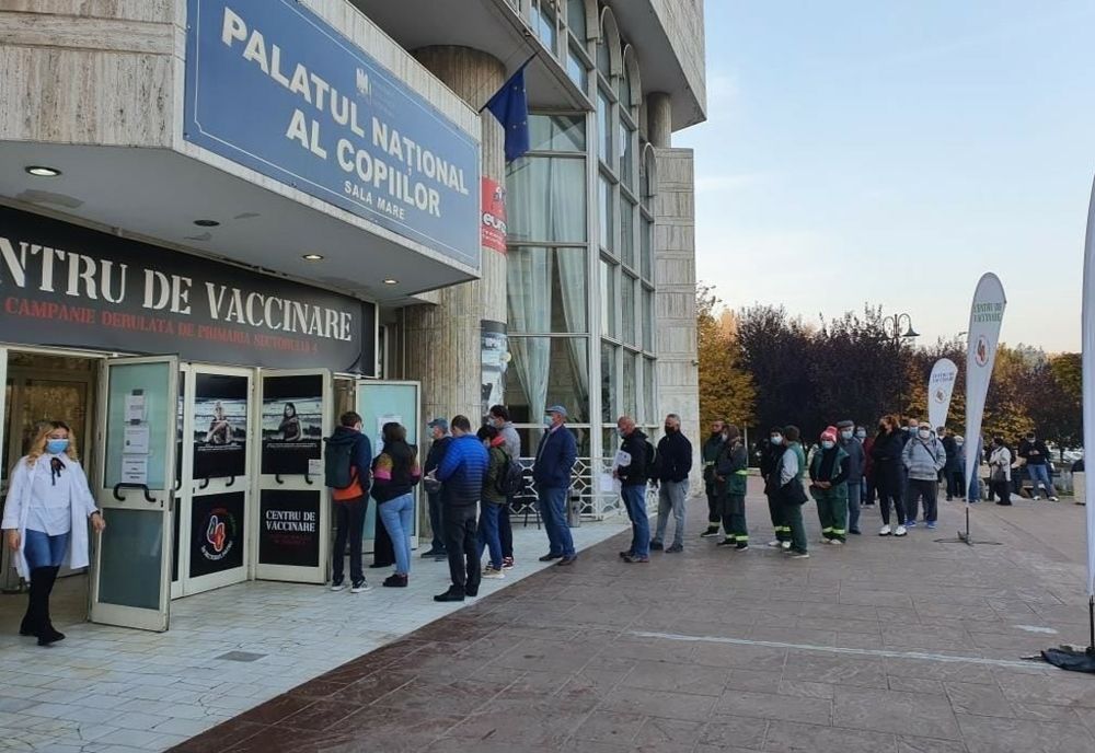 MARATONUL vaccinării în Capitală! 6 centre de imunizare, deschise non-stop până luni