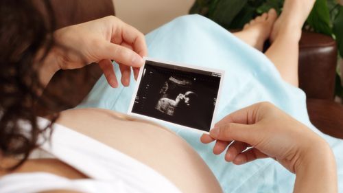 Primele simptome ale sarcinii: semne care pot apărea încă din primele săptămâni