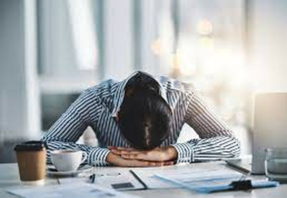 Burnout-ul: simptome și metode de recuperare