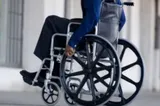 Ajutoarele persoanelor cu dizabilități ar putea fi suspendate