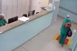 Asistentă, acuzată că a răpit un bebeluș din maternitate după ce și-a mințit familia că este însărcinată