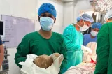 Piatră uriașă, de 3,1 kilograme, scoasă din vezica unui bărbat. Calculul ar putea deveni record mondial