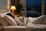Ce se întâmplă cu inima atunci când dormi cu lumină aprinsă. Studiul care o să te pună pe gânduri