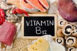 Simptomele deficitului de vitamina B12 pe care mulți oameni le confundă cu oboseala