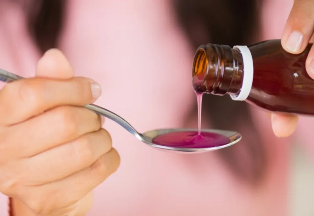 ALERTĂ OMS! SIROPURI DE TUSE TOXICE DIN INDIA, LEGATE DE MOARTEA A ZECI DE COPII