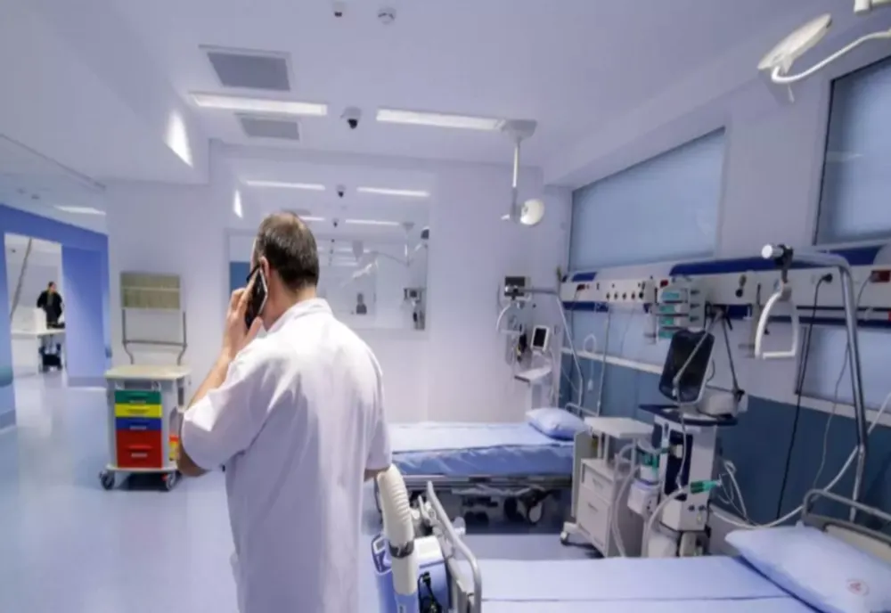 Medicamentul de câțiva lei care face minuni la Terapie Intensivă! O pastilă banală previne complicațiile grave și scurtează internarea