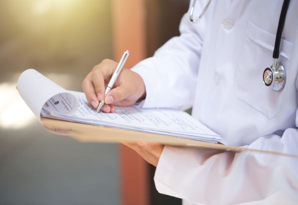 Formularul de certificat de concediu medical se schimbă. Care sunt noile reguli