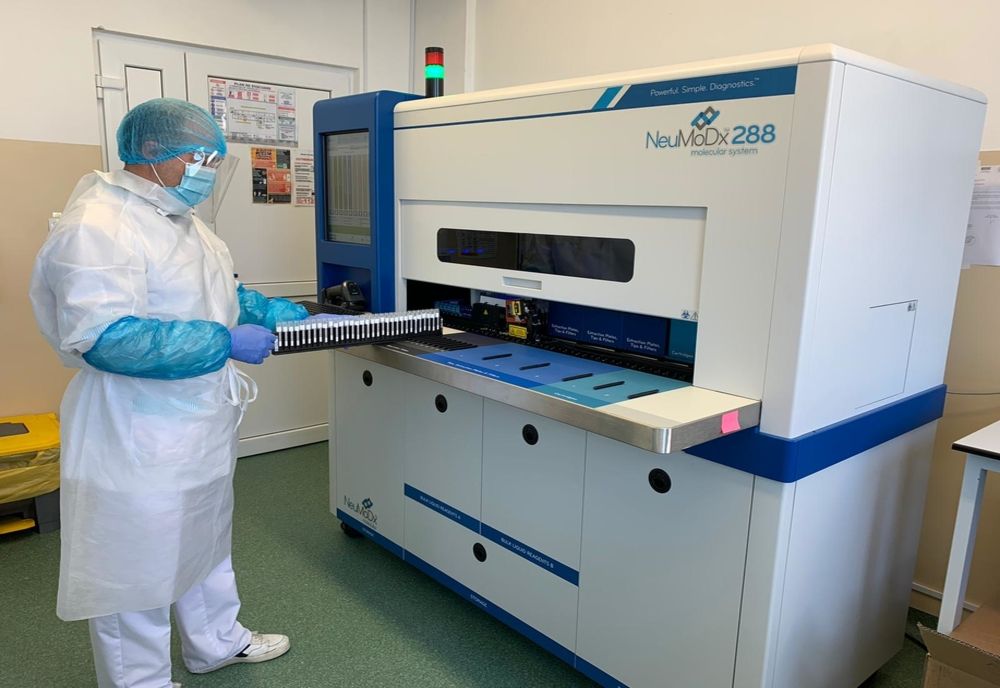 FOTO | Echipamente noi de testare COVID-19 la Spitalul de Boli Infecțioase din Cluj