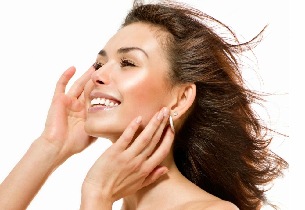 Cum ne îngrijim pielea în timpul pandemiei 