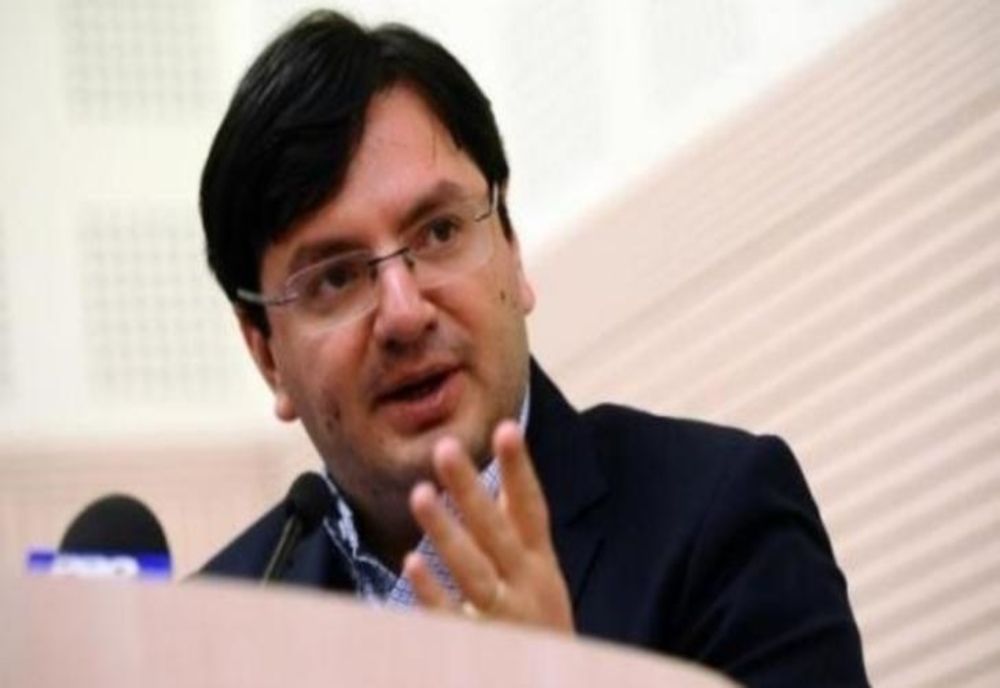 Nicolae Bănicioiu a rămas fără imunitate. Fostul ministrul al Sănătății poate fi cercetat pentru săvârşirea infracţiunilor de trafic de influenţă şi luare de mită