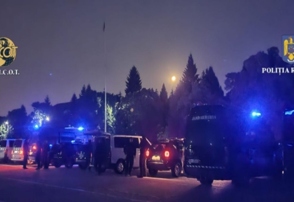 31 de percheziţii în Bucureşti şi alte 6 judeţe la membrii unor grupări care exploatau persoane cu dizabilităţi