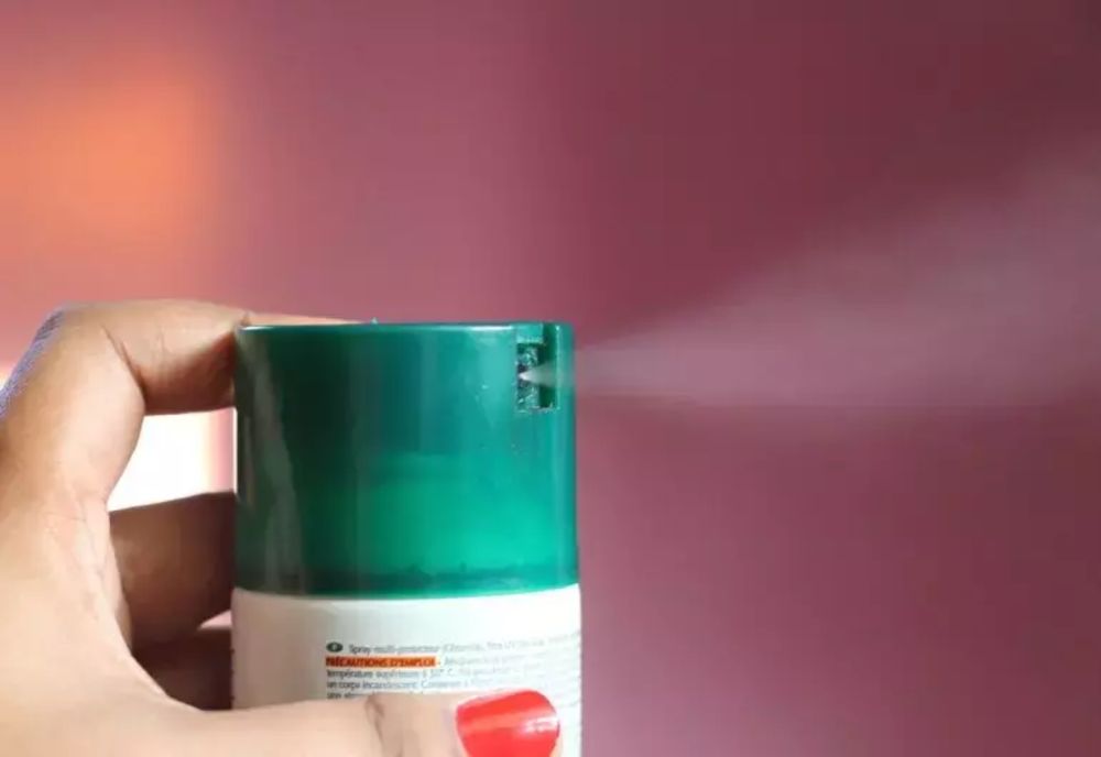 INOVAȚIE MEDICALĂ: SPRAY-UL NAZAL CARE AR PUTEA OPRI BOALA ALZHEIMER