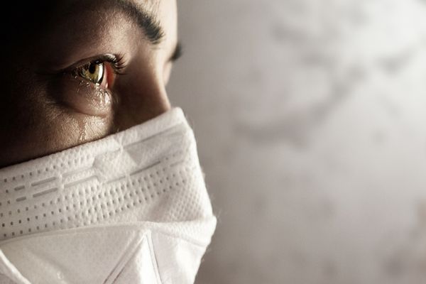 Un nou simptom atipic de coronavirus, descoperit de oamenii de știință