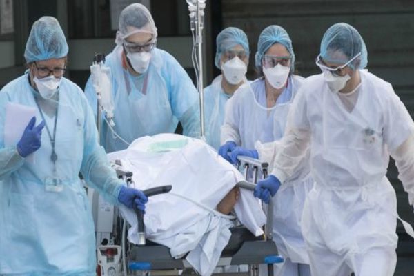 Raed Arafat AVERTIZEAZĂ: "Terapiile Intensive sunt PLINE la Bucureşti!" Și în țară spitalele sunt pline cu pacienți COVID