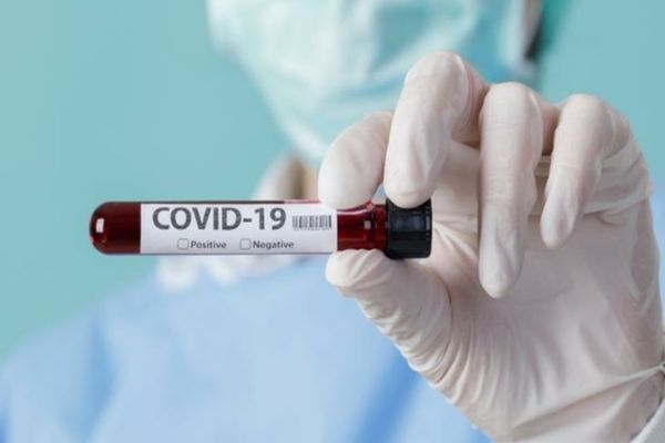 Focar de Covid-19 la un centru de vârstnici din judeţul Cluj: 48 de infectaţi