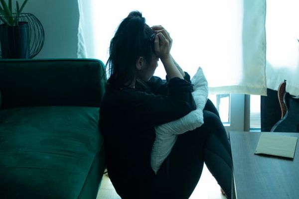 7 simptome fizice care pot fi cauzate de singurătate