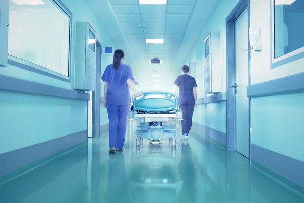 Situație critică în secțiile de terapie intensivă în toată țara