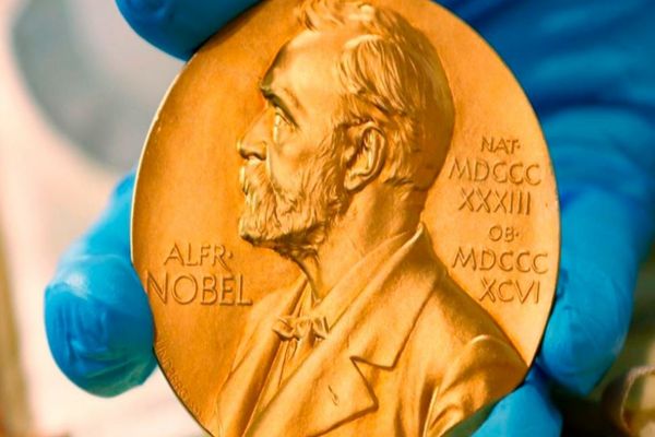 Premiul Nobel pentru Medicină, acordat pentru contribuții în identificarea virusului Hepatitei C