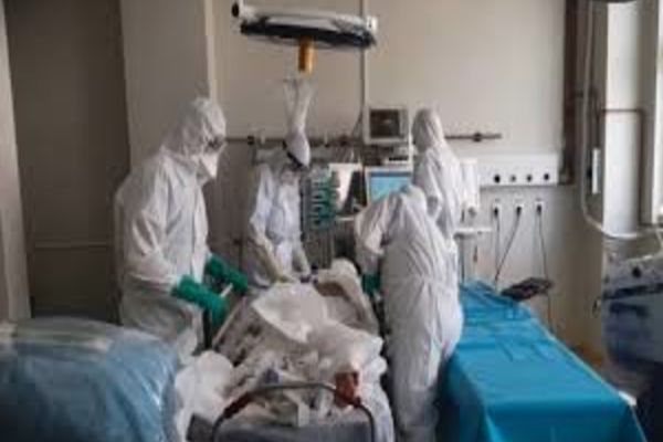 O asistentă medicală din Mureș a murit din cauza COVID-19