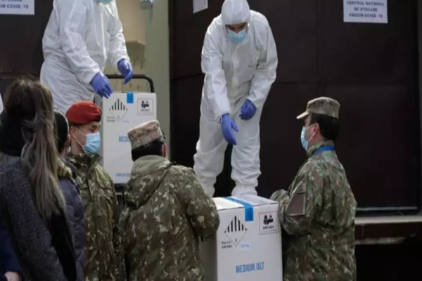 Luni 4 ianuarie sosesc primele doze de vaccin anti-SARS-CoV 2 la Vâlcea