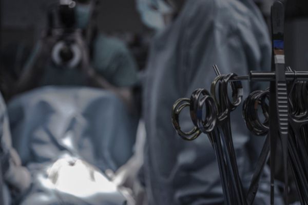  Premieră la Spitalul Județean de Urgență „Dr. Fogolyán Kristóf”! Minoră cu mielită transversă, tratată cu plasmafereză