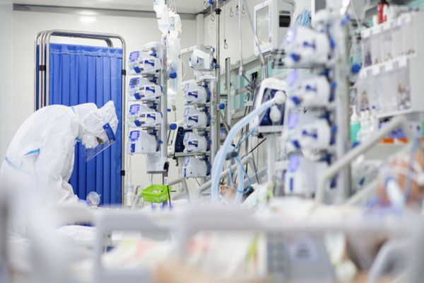 Radu Țincu, Spitalul "Floreasca", avertisment privind situația de la ATI: ”Vom ajunge în situația Italiei!”