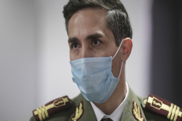 Cifre sumbre. Valeriu Gheorghiță: La jumătatea lunii septembrie am putea avea peste 1.500 de cazuri de COVID pe zi