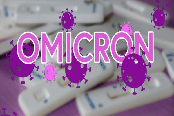 Cum se manifestă infecția cu OMICRON la vaccinații COVID-19 - simptome diferite față de nevaccinați