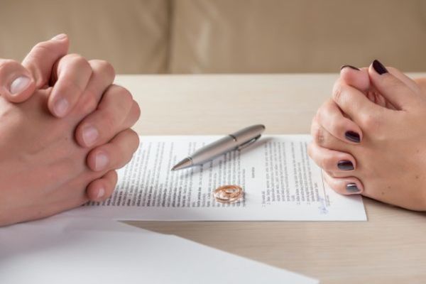 Cele 10 greșeli realizate de părinți după divorț