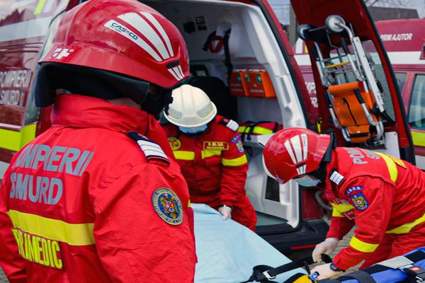 Un nou caz de MALARIE. Orădeancă revenită din Tanzania, transportată cu elicopterul SMURD la București