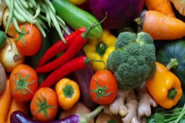 Prețurile pentru mai multe alimente se vor reduce, de astăzi