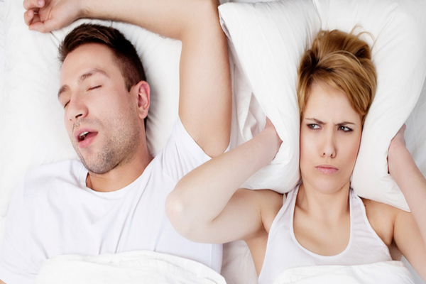 Când devine sforăitul o problemă de sănătate?