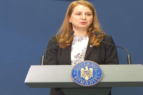 Anchetă uriașă la Colegiul Gheorghe Șincai, anunțată de ministrul Ligia Deca - Cum au fost anulate ZECI de lucrări la Limba română, Bacalaureat 2023