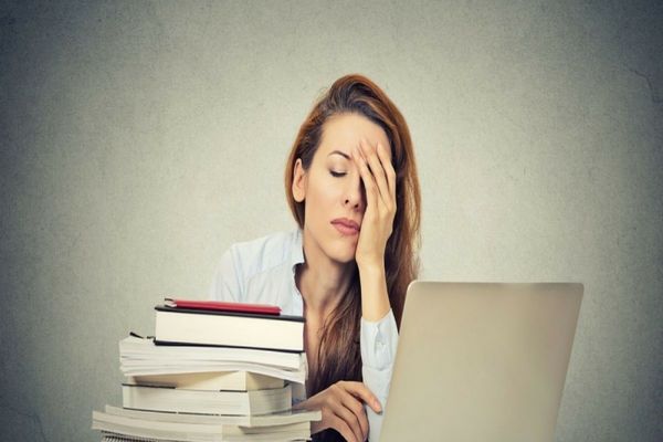 CUM SĂ ÎNFRUNȚI ASTENIA DE PRIMĂVARĂ: SFATURI PENTRU A-ȚI RECĂPĂTA ENERGIA ÎN SEZONUL SCHIMBĂRILOR