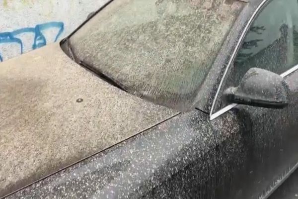 Masca nu e o soluție contra prafului saharian. Cum te protejezi