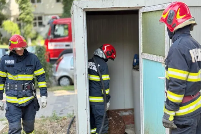 Alertă la Spitalul Judeţean Botoșani. Pompierii au intervenit de urgență în urma unor posibile scăpări de gaze