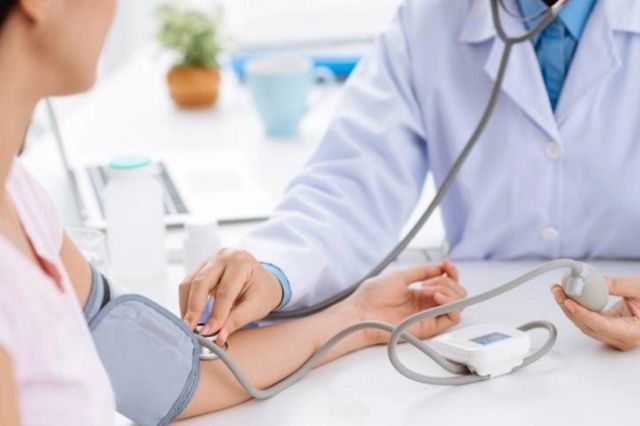 Ce vitamine și suplimente trebuie să eviți dacă ai hipertensiune