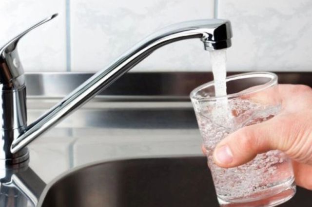 Clostridium perfringens nu a mai fost depistată în apa din Curtea de Argeș după aproape patru luni