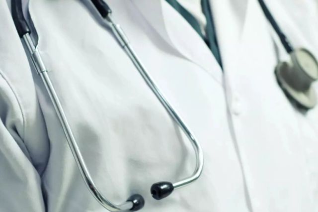 Colegiul Medicilor se autosesizează în cazul pacientei decedate după un lifting facial