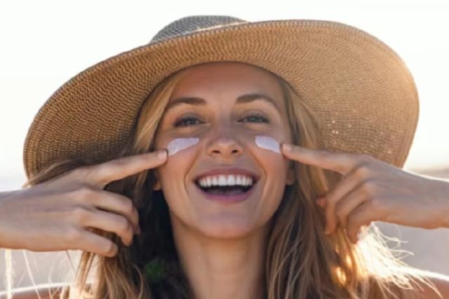 Protecție solară: ce formulă protejează cu adevărat cel mai bine pielea?