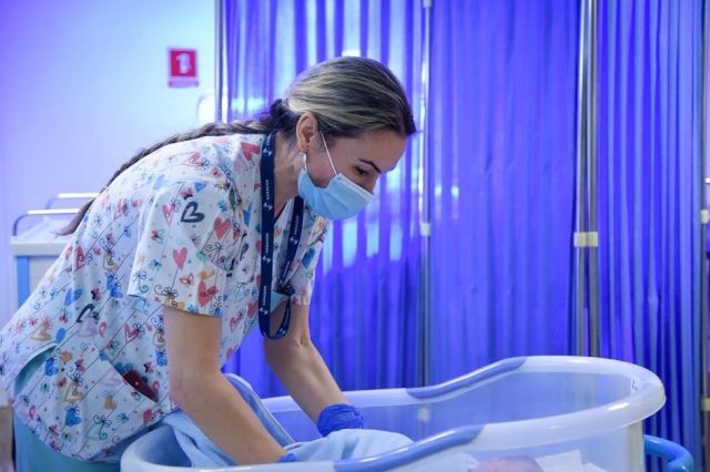 A născut de două ori la aceeași maternitate. Cum i-a mulțumit femeia medicului care i-a fost alături